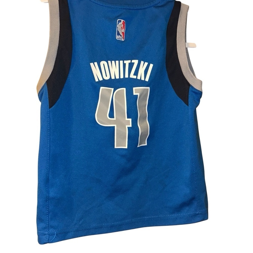 Adidas NBA Nowitzki #41 Dallas Mavericks Kids Basketball Jersey Medium 5/6 child
